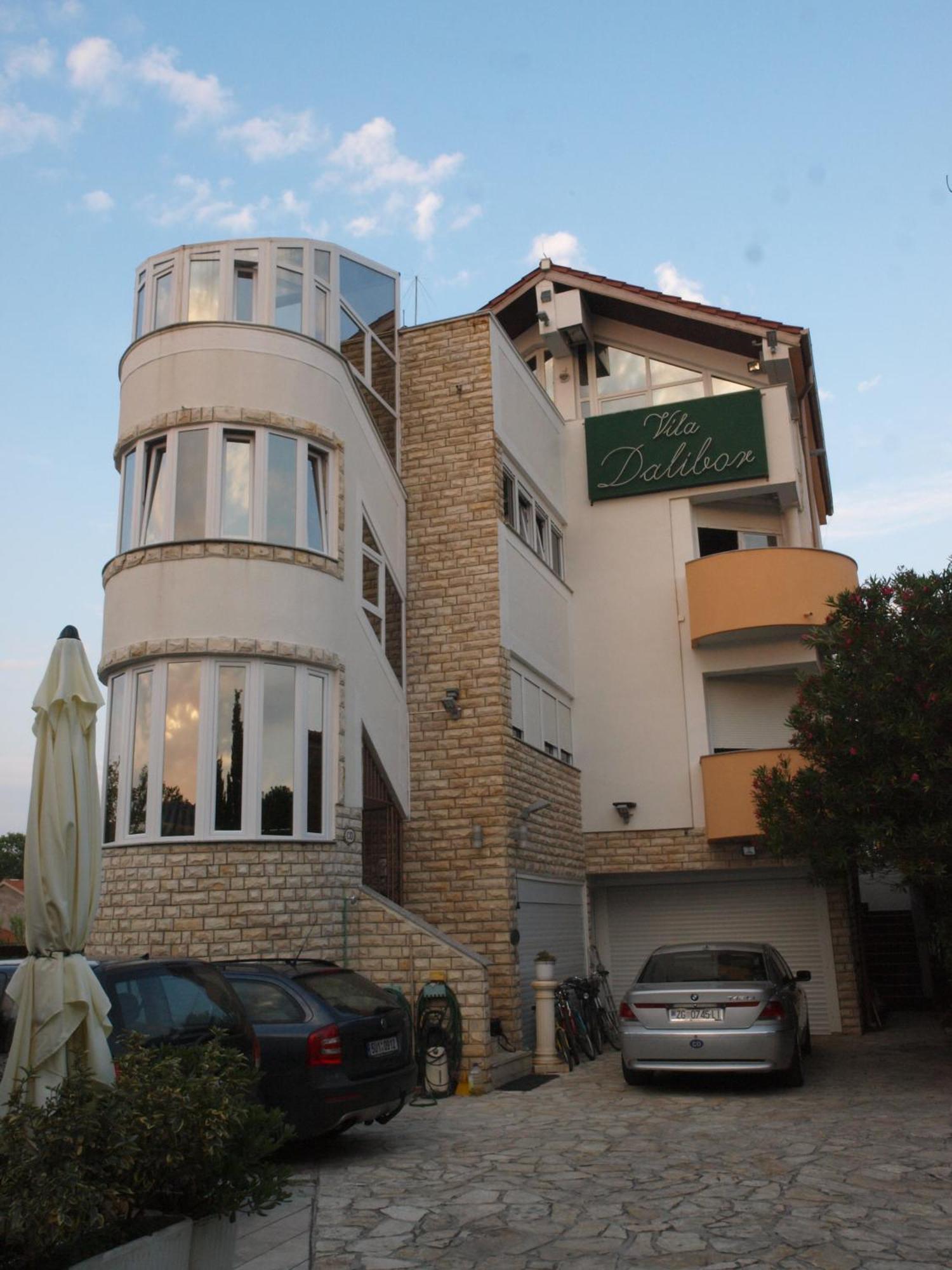 Apartments And Bungalows Vila Dalibor 宁 外观 照片