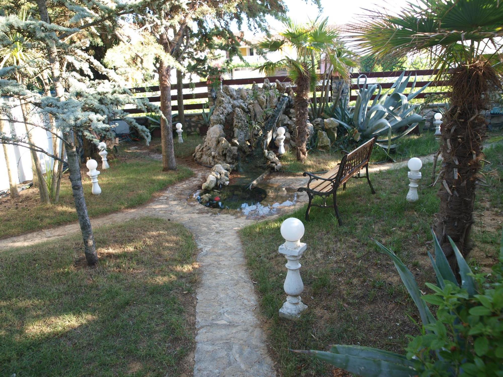 Apartments And Bungalows Vila Dalibor 宁 外观 照片