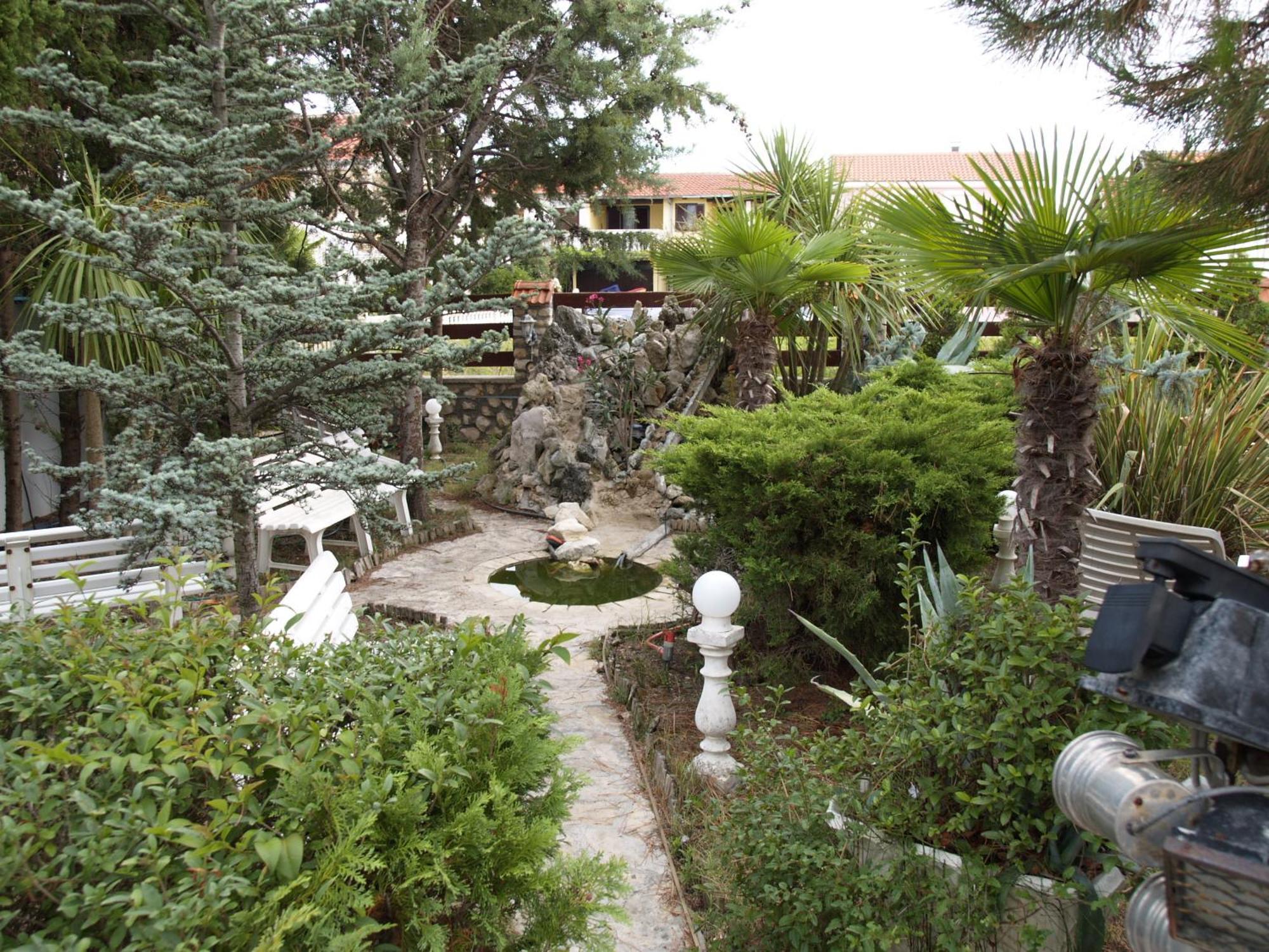 Apartments And Bungalows Vila Dalibor 宁 外观 照片